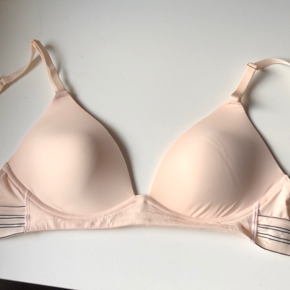 Lively no wire bra 32D